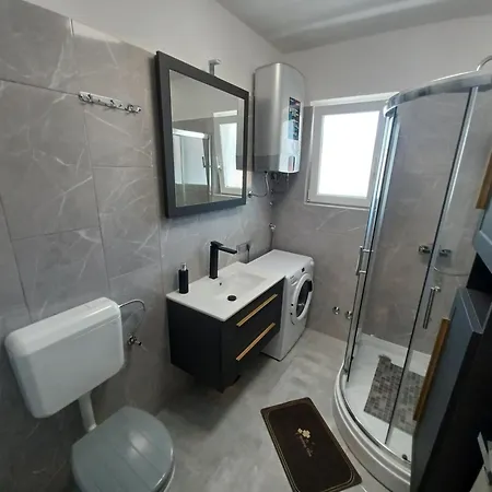 Park Apartman *